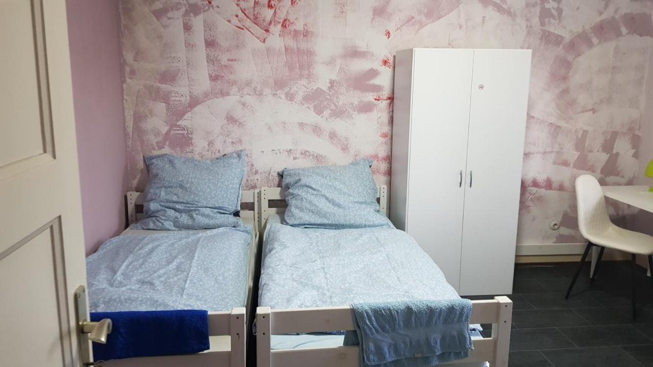 Handwerker Unterkunft Monteurzimmer Mit Gemeinschaftsbad In Brebach Saarbrücken Exterior foto